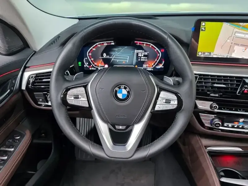 2023 BMW 6 серии с пробегом 60 556 км