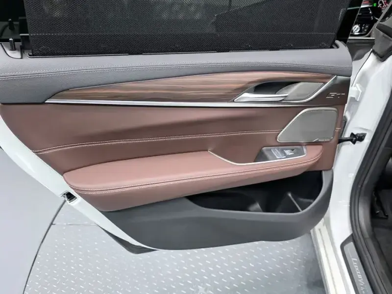 2023 BMW 6 серии с пробегом 60 556 км