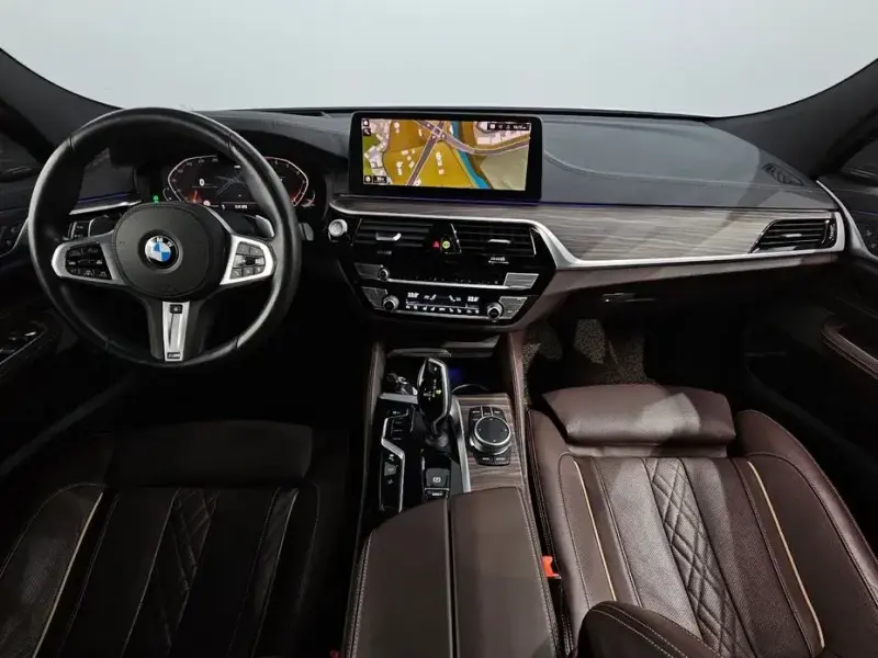 2020 BMW 6 серии с пробегом 42 725 км
