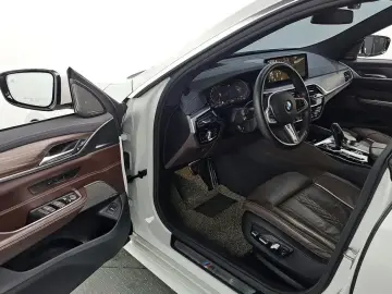 2020 BMW 6 серии с пробегом 42 725 км