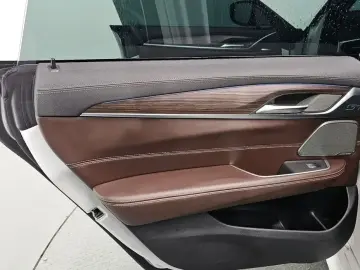 2020 BMW 6 серии с пробегом 42 725 км