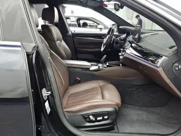 2021 BMW 6 серии с пробегом 87 727 км