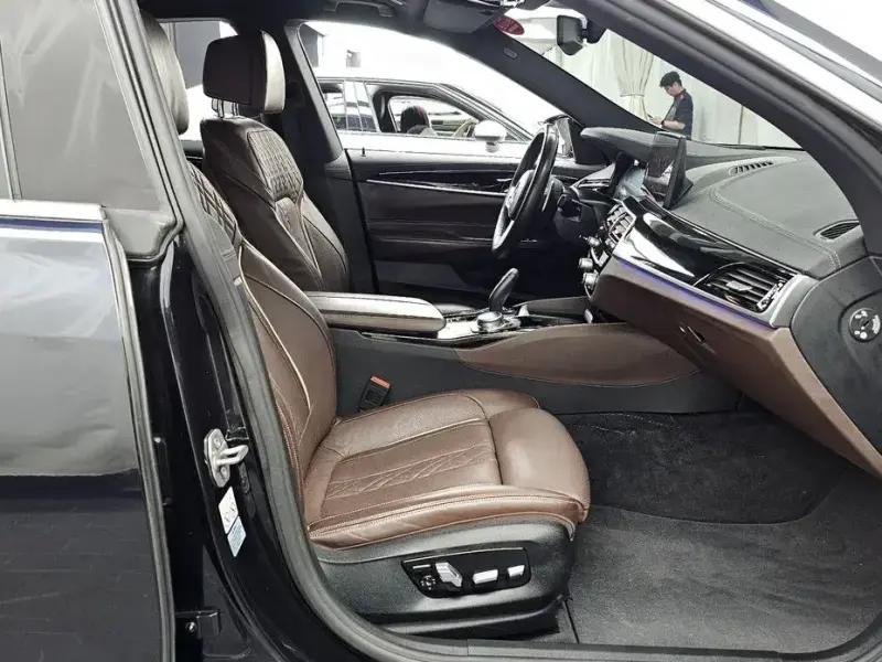2021 BMW 6 серии с пробегом 87 727 км