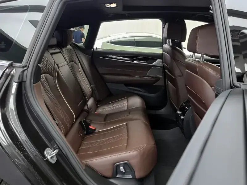 2023 BMW 6 серии с пробегом 80 720 км