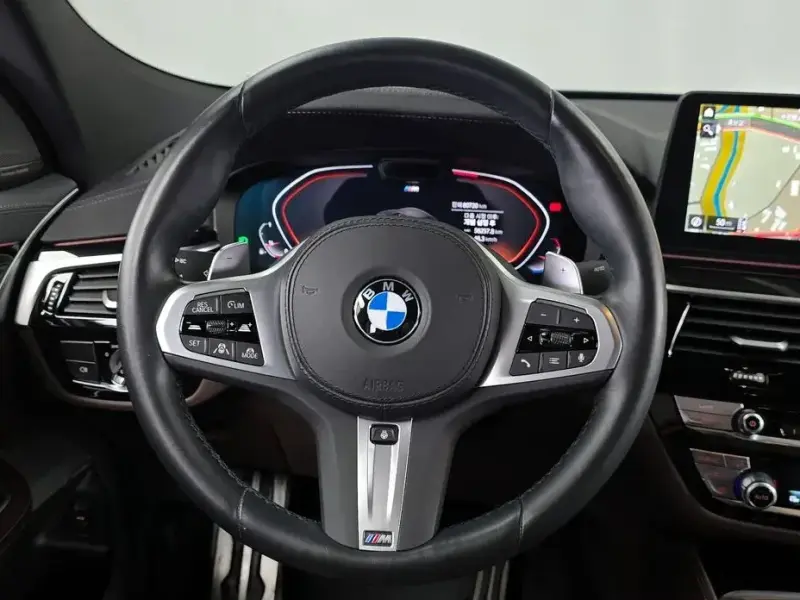 2023 BMW 6 серии с пробегом 80 720 км