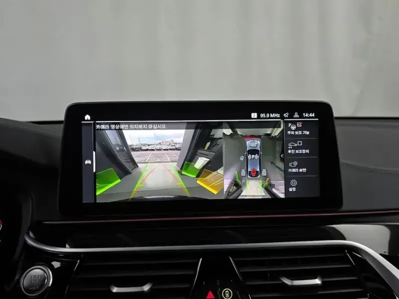 2023 BMW 6 серии с пробегом 80 720 км
