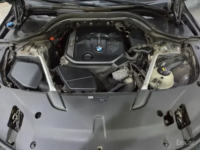 2020 BMW 6 серии с пробегом 99 842 км