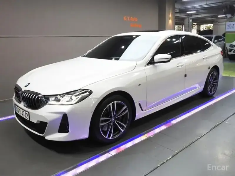 2022 BMW 6 серии с пробегом 56 800 км