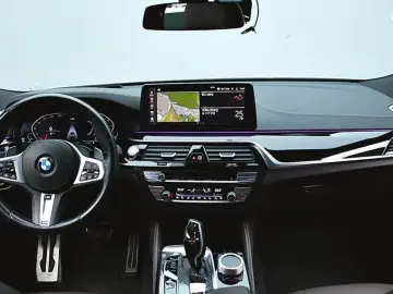 2022 BMW 6 серии с пробегом 74 263 км