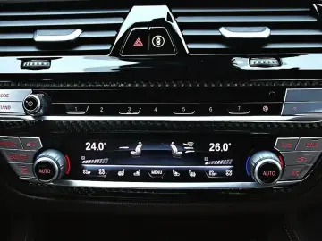 2022 BMW 6 серии с пробегом 74 263 км