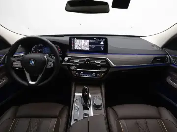 2023 BMW 6 серии с пробегом 66 288 км