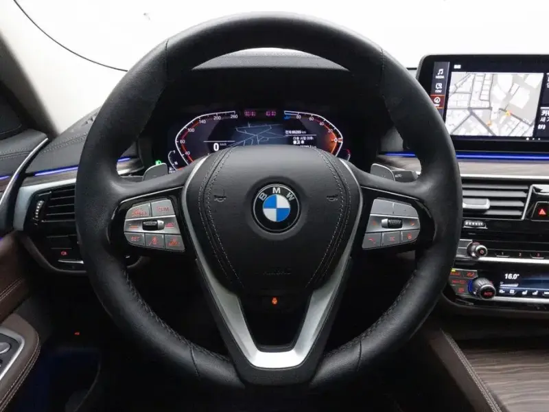 2023 BMW 6 серии с пробегом 66 288 км