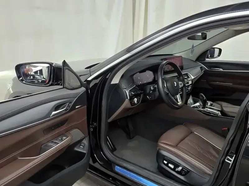 2021 BMW 6 серии с пробегом 41 272 км