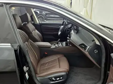 2021 BMW 6 серии с пробегом 41 272 км