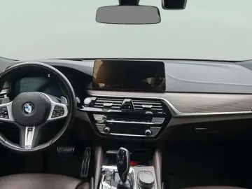 2021 BMW 6 серии с пробегом 123 846 км