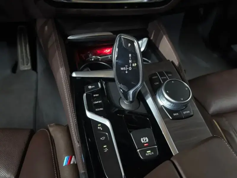 2020 BMW 6 серии с пробегом 63 247 км
