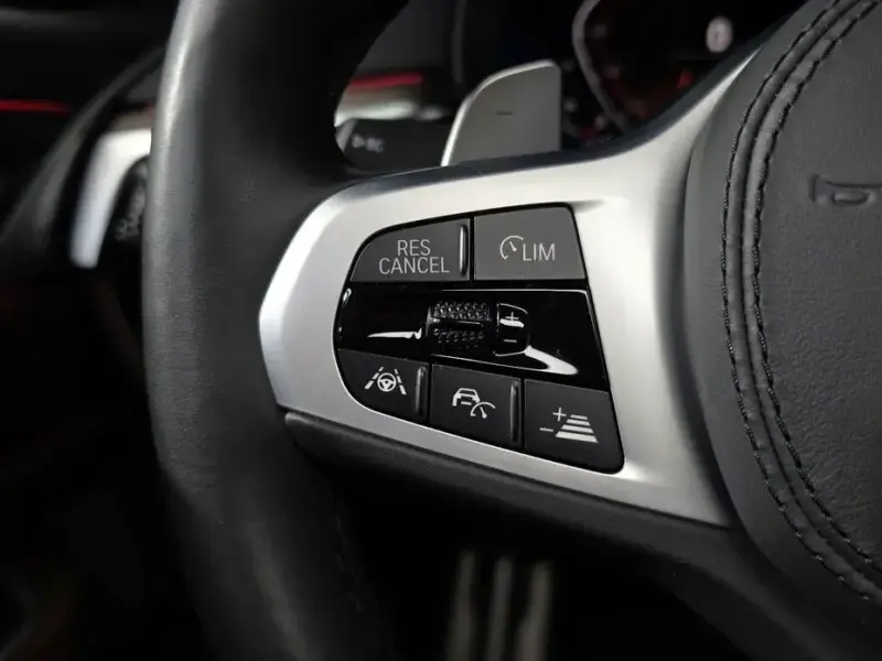 2020 BMW 6 серии с пробегом 63 247 км