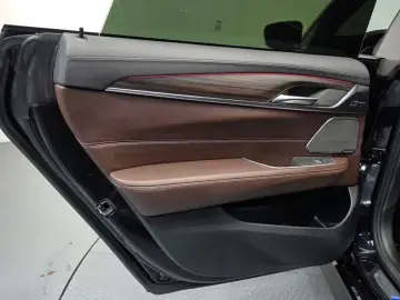 2020 BMW 6 серии с пробегом 63 247 км