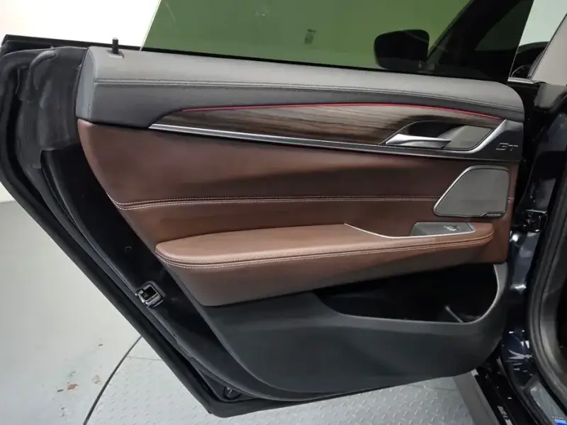 2020 BMW 6 серии с пробегом 63 247 км