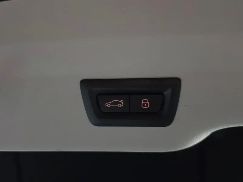 2023 BMW 6 серии с пробегом 100 356 км