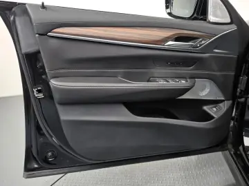2023 BMW 6 серии с пробегом 100 356 км