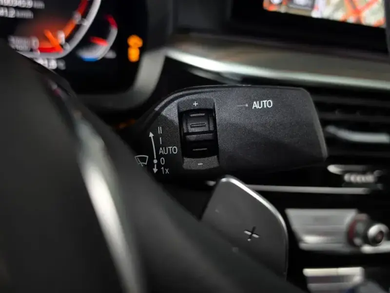 2023 BMW 6 серии с пробегом 100 356 км
