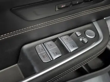 2023 BMW 6 серии с пробегом 100 356 км
