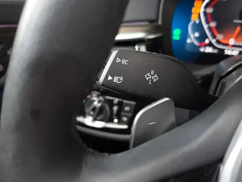 2023 BMW 6 серии с пробегом 100 356 км