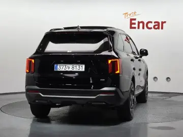 2025 Kia Sorento с пробегом 10 444 км