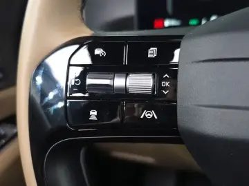 2025 Kia Sorento с пробегом 10 444 км