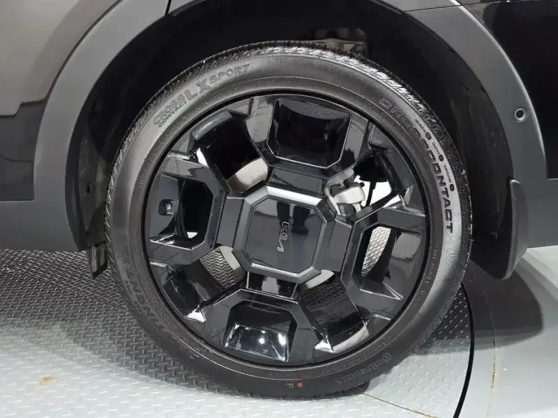 2025 Kia Sorento с пробегом 10 444 км