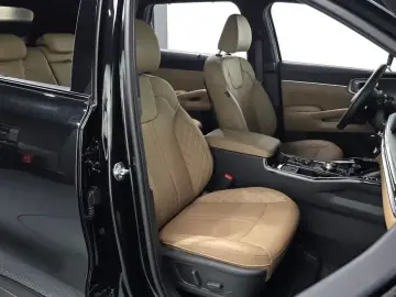 2025 Kia Sorento с пробегом 10 444 км
