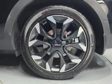 2025 Kia Sorento с пробегом 16 373 км
