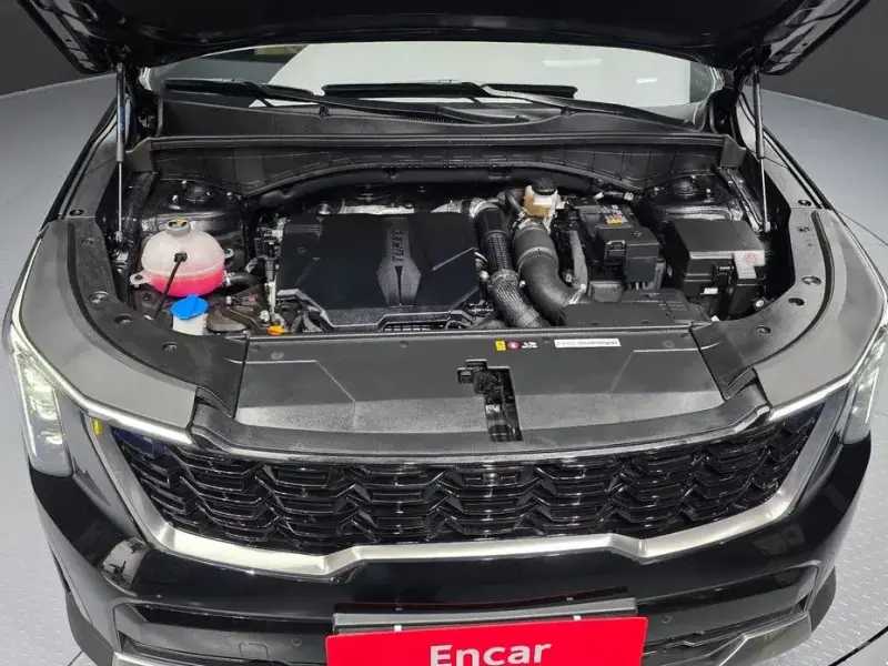 2025 Kia Sorento с пробегом 16 373 км
