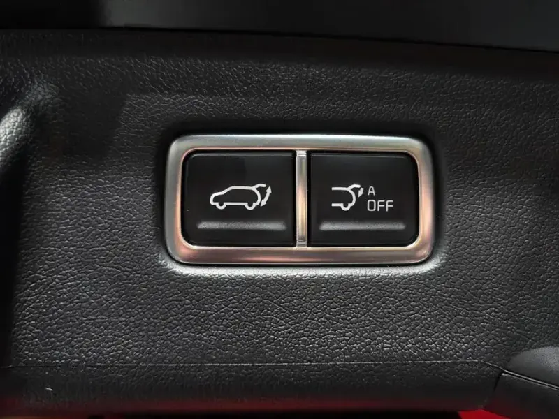 2025 Kia Sorento с пробегом 16 373 км