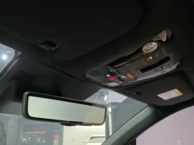 2025 Kia Sorento с пробегом 16 373 км