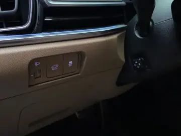 2025 Kia Sorento с пробегом 16 373 км