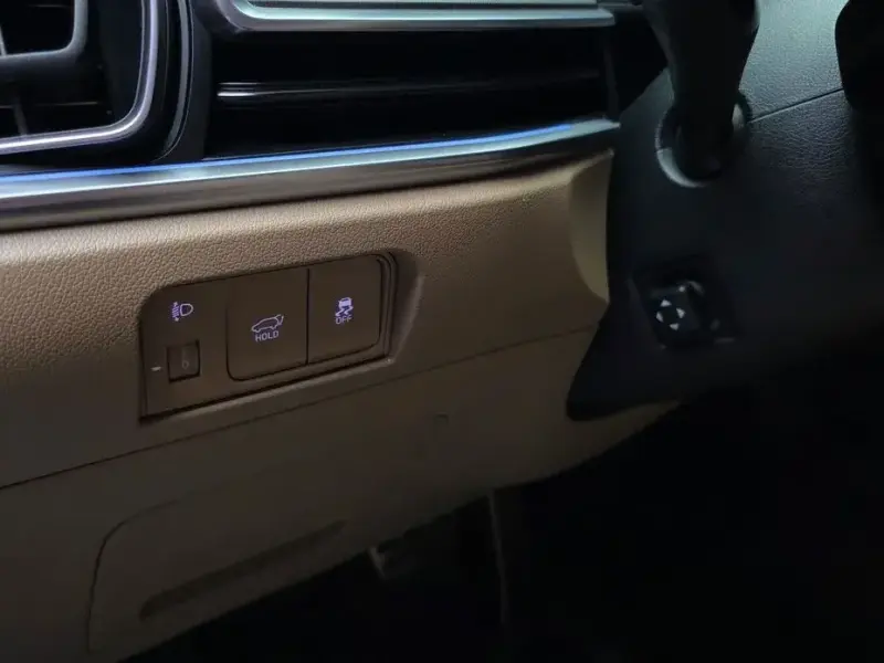 2025 Kia Sorento с пробегом 16 373 км