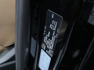 2025 Kia Sorento с пробегом 16 373 км