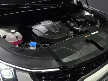 2025 Kia Sorento с пробегом 15 479 км