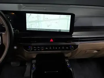 2025 Kia Sorento с пробегом 15 479 км