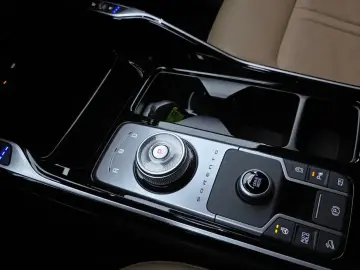 2024 Kia Sorento с пробегом 14 552 км