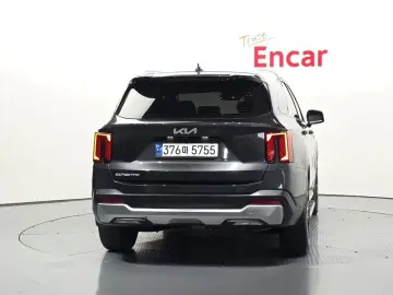 2023 Kia Sorento с пробегом 43 257 км