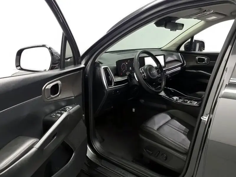 2023 Kia Sorento с пробегом 43 257 км