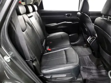 2023 Kia Sorento с пробегом 43 257 км