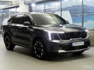 2024 Kia Sorento с пробегом 14 305 км