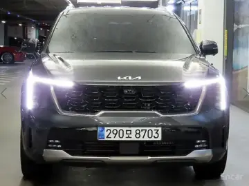 2024 Kia Sorento с пробегом 14 305 км