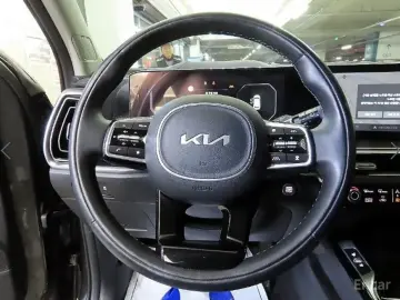 2024 Kia Sorento с пробегом 14 305 км