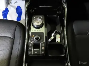 2024 Kia Sorento с пробегом 14 305 км