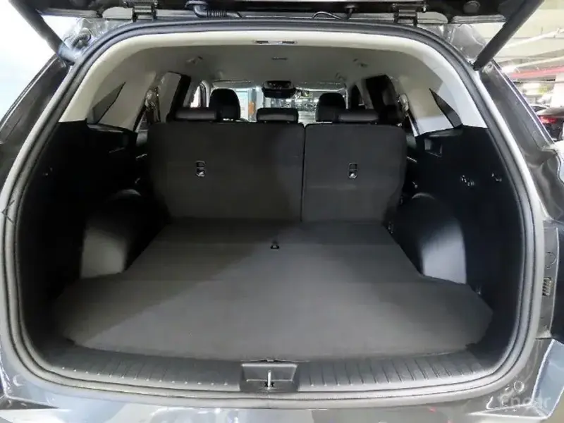 2024 Kia Sorento с пробегом 14 305 км